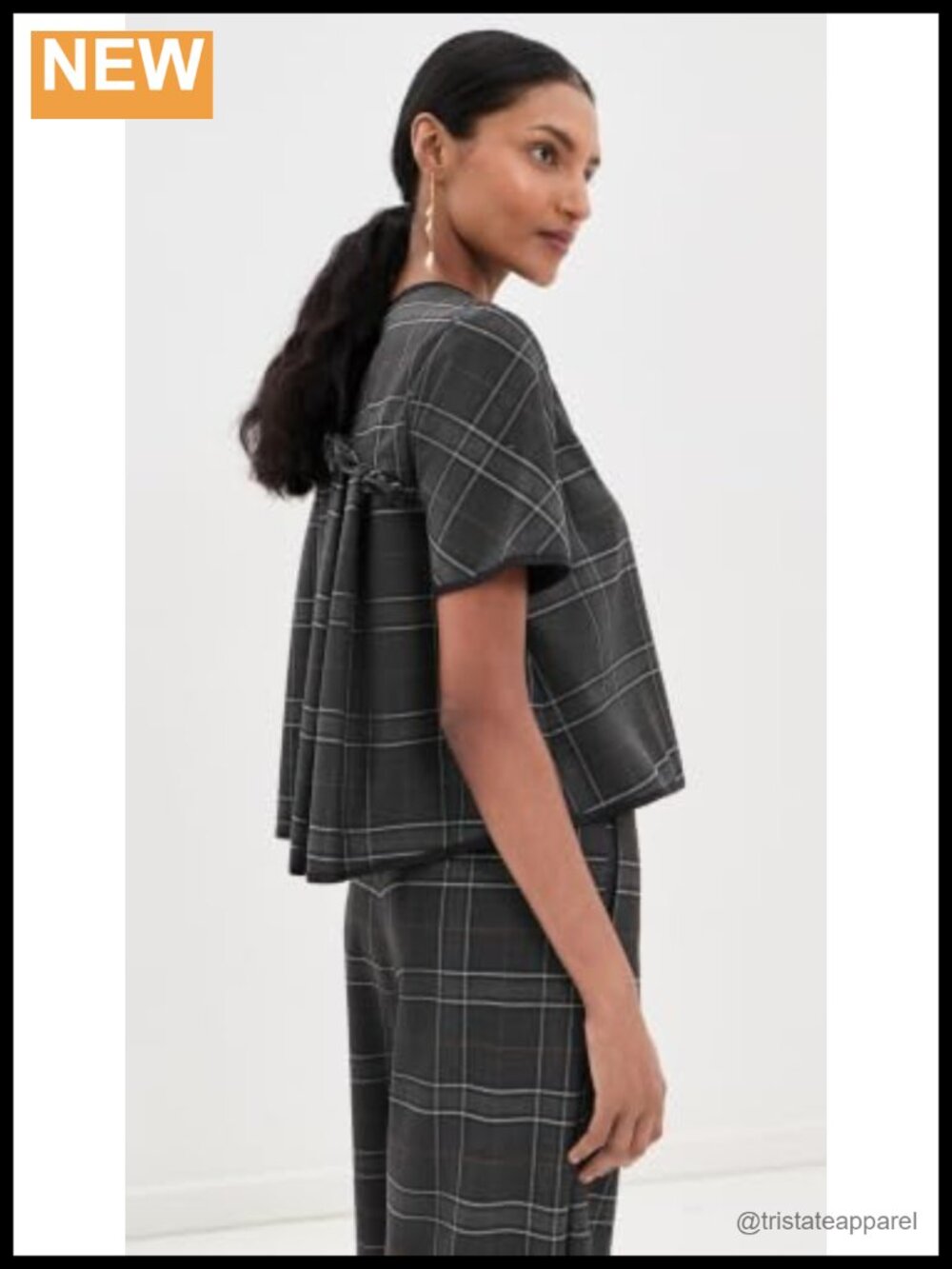 Pleated Plaid Ruffle Back Tank Top - Picture 3 of 5